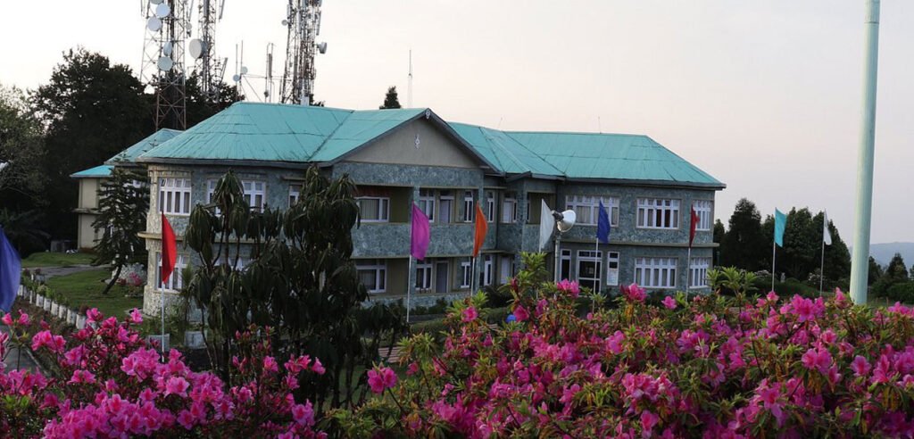 Delo Tourist Lodge